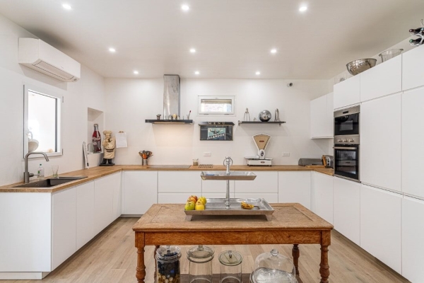 Luxury House for sale in Hyères, 940 000 €, Photo 6