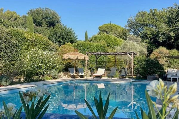 Luxury House for sale in Aix-en-Provence, 1 450 000 €, Photo 1