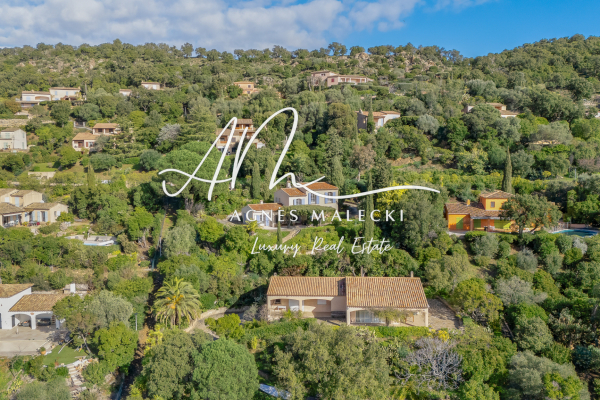 Maison de luxe à vendre à Cavalaire-sur-Mer, 1 450 000 €, Photo 1