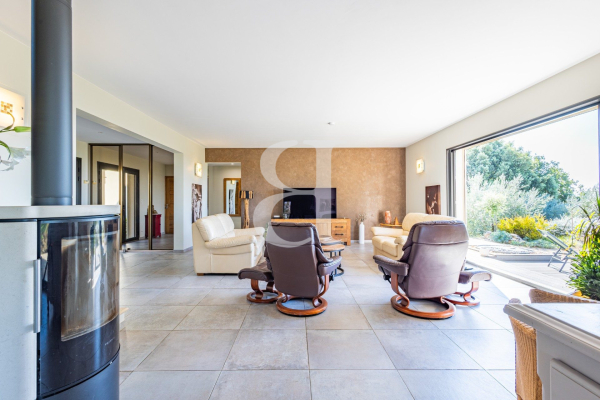 Luxury House for sale in Bédoin, 795 000 €, Photo 4