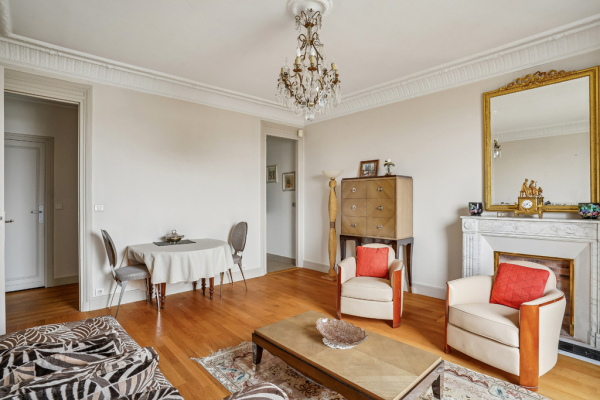 Luxury Apartment for sale in Paris 7Ème, 1 554 000 €, Photo 4