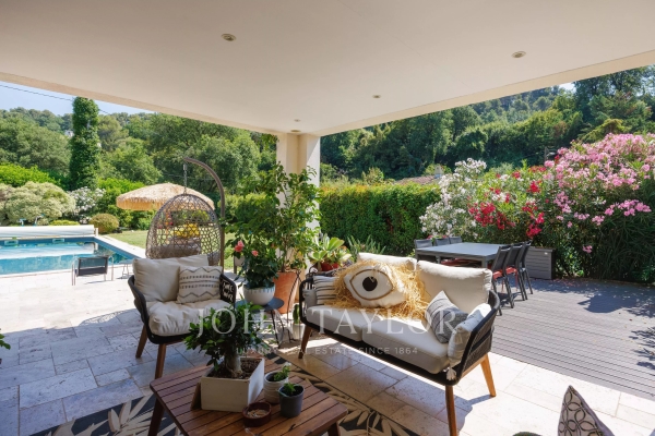Luxury House for sale in Saint-Paul-de-Vence, 1 595 000 €, Photo 2