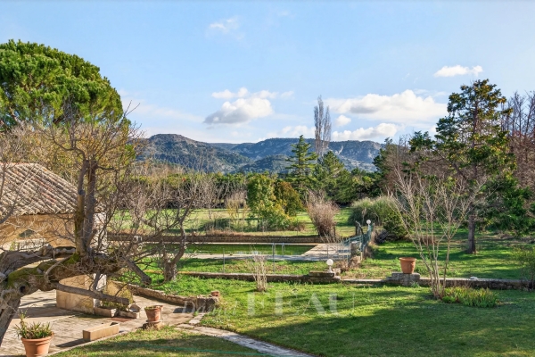 Maison de luxe à vendre à Cavaillon, 890 000 €, Photo 1