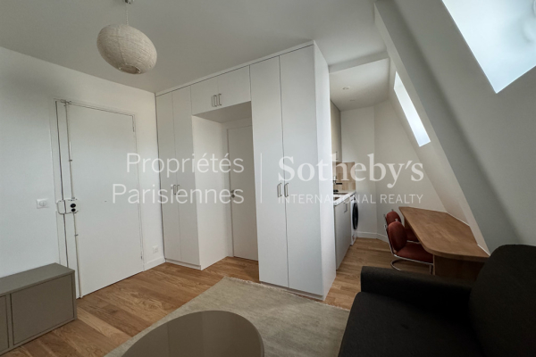 Appartement de luxe à louer à Paris 7Ème, 1 500 €, Photo 1