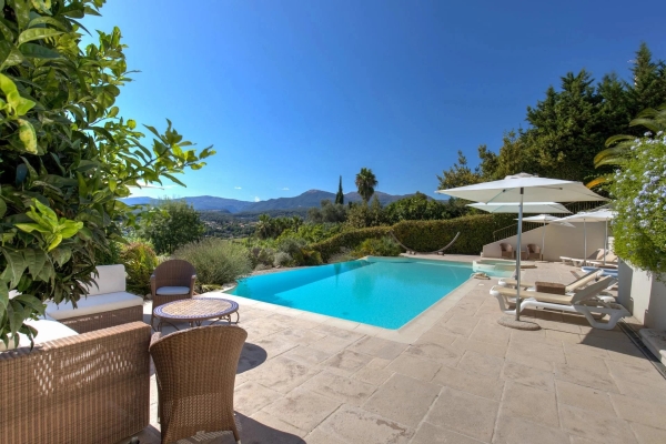 Luxury House for sale in Saint-Paul-de-Vence, 2 645 000 €, Photo 4