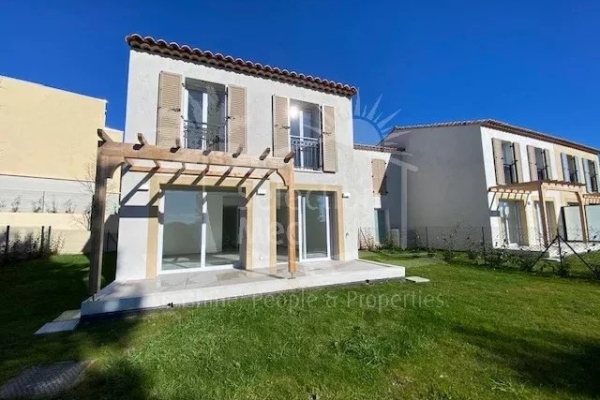 Maison de luxe à vendre à Opio, 750 000 €, Photo 1