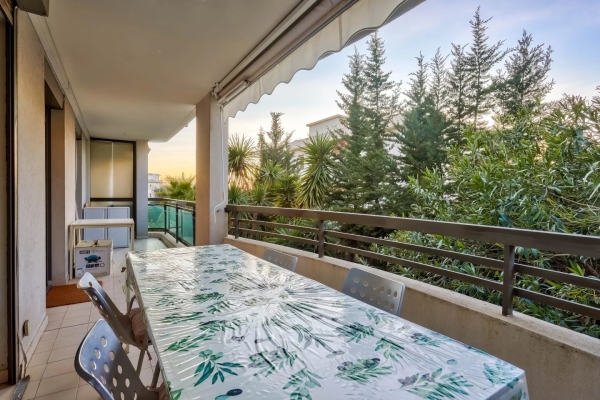 Appartement de luxe à vendre à Nice, 299 000 €, Photo 1