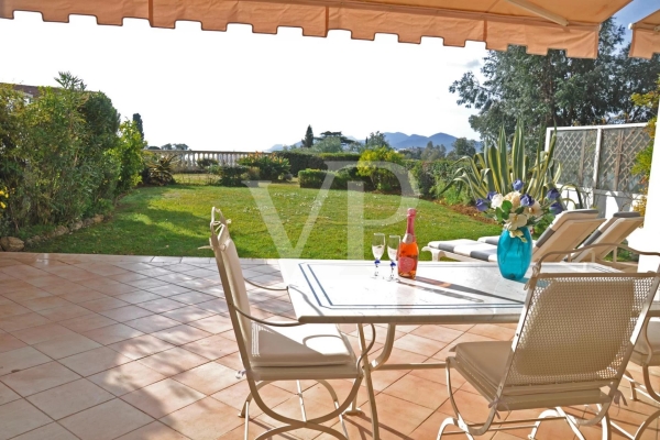 Luxury Apartment for sale in Cannes, 795 000 €, Photo 1