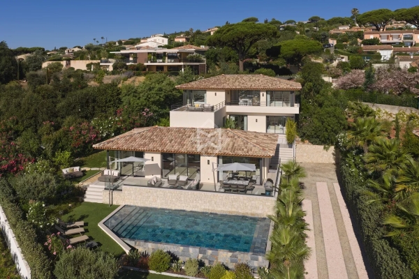 Maison de luxe à louer à Sainte-Maxime, 14 500 €, Photo 1