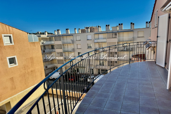 Luxury Apartment for sale in Sainte-Maxime, 430 000 €, Photo 1