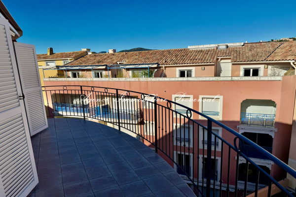 Luxury Apartment for sale in Sainte-Maxime, 430 000 €, Photo 2