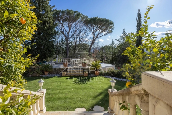 Luxury House for sale in Fayence, 2 350 000 €, Photo 3