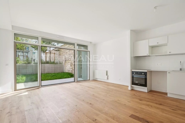 Luxury Apartment for sale in Issy-les-Moulineaux, 822 000 €, Photo 3