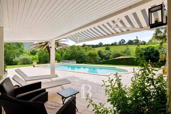 Maison de luxe à vendre à Urrugne, 1 160 000 €, Photo 3