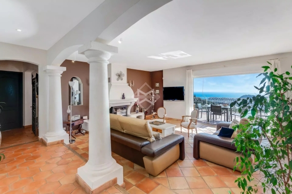 Luxury House for sale in Cavalaire-sur-Mer, 1 995 000 €, Photo 5