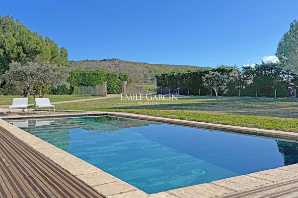 Maison de luxe à vendre à Boulbon, 998 000 €, Photo 1