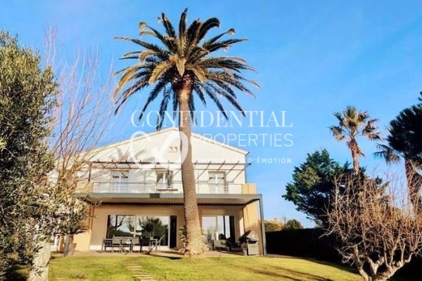 Luxury House for sale in Les Issambres, 4 500 000 €, Photo 1