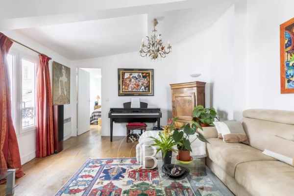 Luxury Apartment for sale in Paris 6Ème, 1 030 000 €, Photo 1