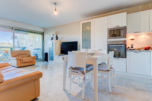 Appartement de luxe à vendre à Nice, 570 000 €, Photo 2