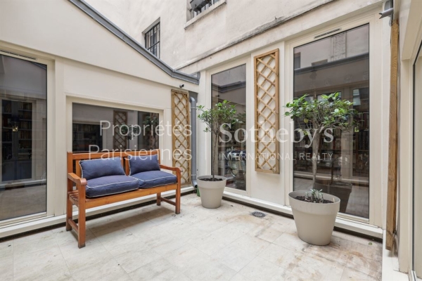Luxury Apartment for sale in Paris 6ème, 1 350 000 €, Photo 3