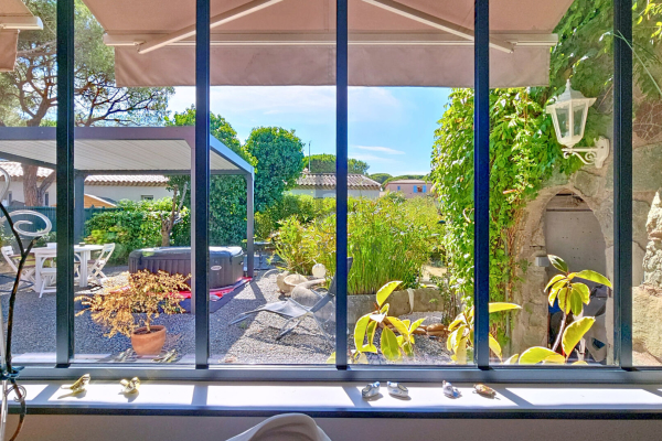 Maison de luxe à vendre à Fréjus, 810 000 €, Photo 4