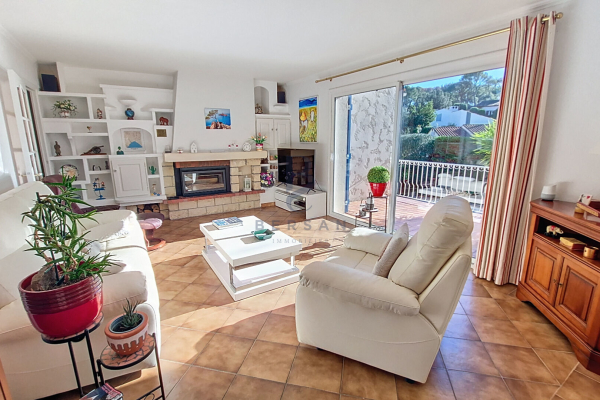 Maison de luxe à vendre à Fréjus, 731 500 €, Photo 4