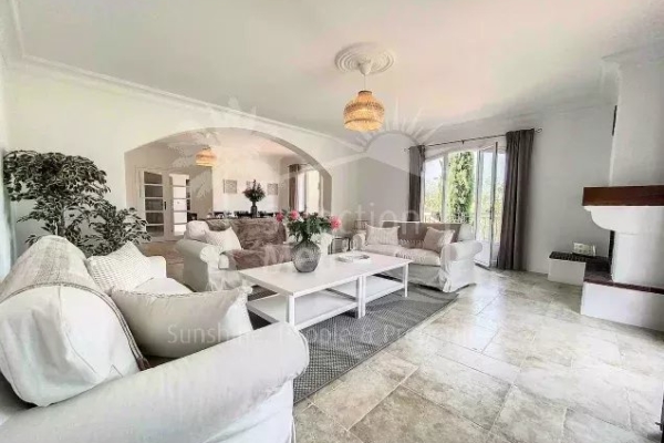 Luxury House for sale in Grasse, 1 785 000 €, Photo 4