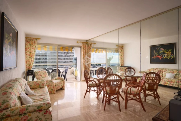 Luxury Apartment for sale in Villeneuve-Loubet, 449 000 €, Photo 5