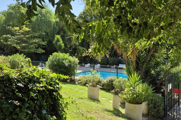 Appartement de luxe à vendre à Antibes, 398 000 €, Photo 5