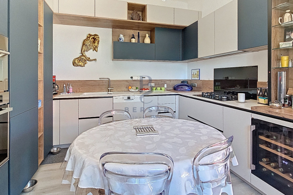 Maison de luxe à vendre à Fréjus, 810 000 €, Photo 6