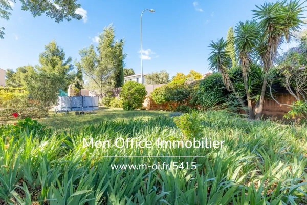 Maison de luxe à vendre à Sanary-sur-Mer, 570 000 €, Photo 1