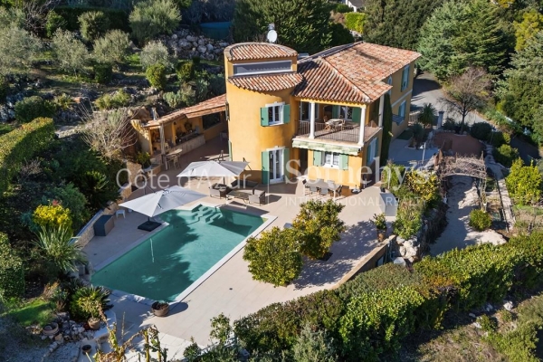 Maison de luxe à vendre à Montauroux, 1 090 000 €, Photo 1