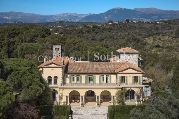 Maison de luxe à vendre à Biot, 25 000 000 €, Photo 1