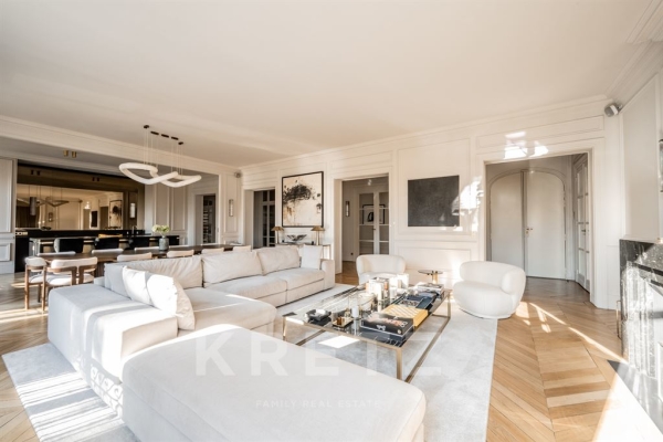 Luxury Apartment for sale in Paris 16Ème, 5 800 000 €