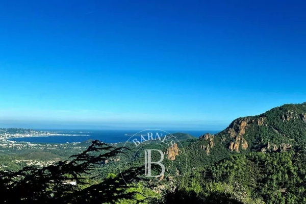 Maison de luxe à vendre à Mandelieu-la-Napoule, 1 500 000 €, Photo 1