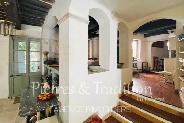 Luxury House for sale in Saint Saturnin les Apt, 535 000 €, Photo 6