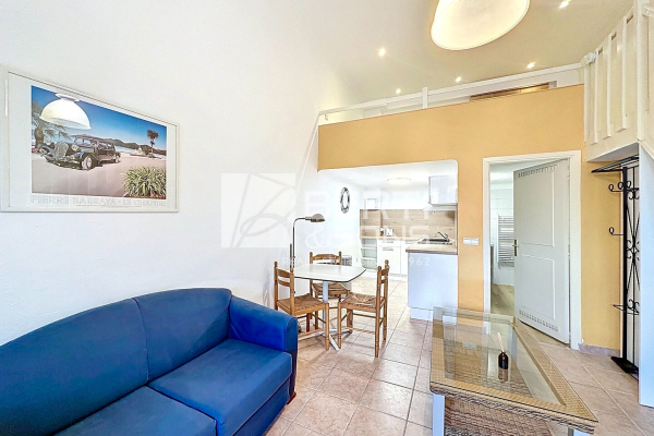 Appartement de luxe à vendre à Mandelieu-la-Napoule, 185 000 €, Photo 1