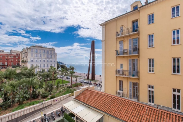 Luxury Apartment for sale in Nice, 745 000 €, Photo 1