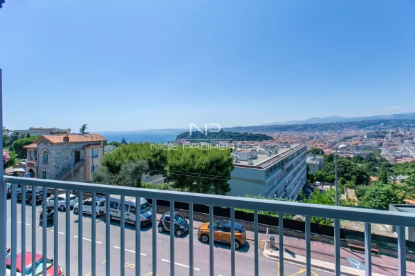 Luxury Apartment for sale in Nice, 580 000 €, Photo 2