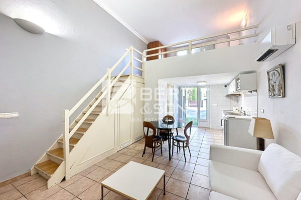 Appartement de luxe à vendre à Mandelieu-la-Napoule, 185 000 €, Photo 3
