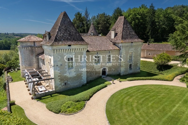 Luxury House for sale in Périgueux, 3 650 000 €, Photo 1