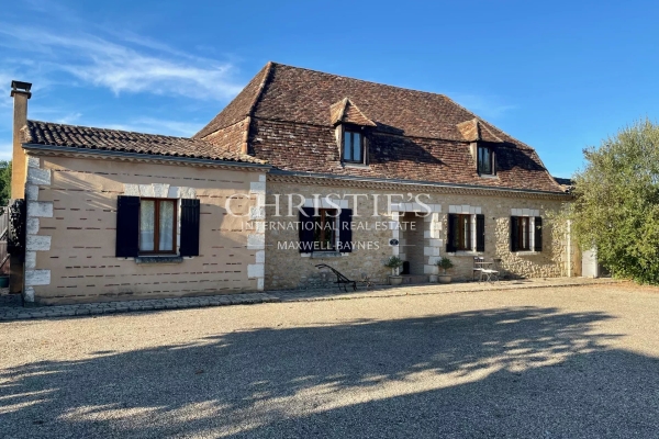 Maison de luxe à vendre à Sainte-Foy-la-Grande, 899 000 €, Photo 1