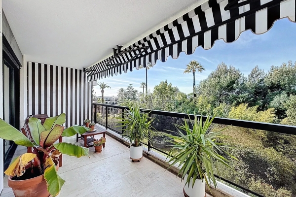 Appartement de luxe à vendre à Cannes, 715 000 €, Photo 1