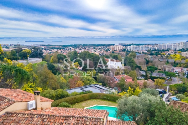 Maison de luxe à vendre à Mandelieu-la-Napoule, 1 484 000 €, Photo 1