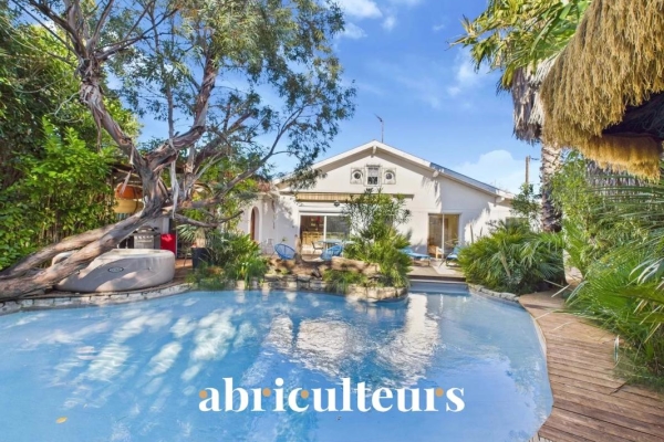 Luxury House for sale in Soorts-Hossegor, 735 000 €, Photo 1