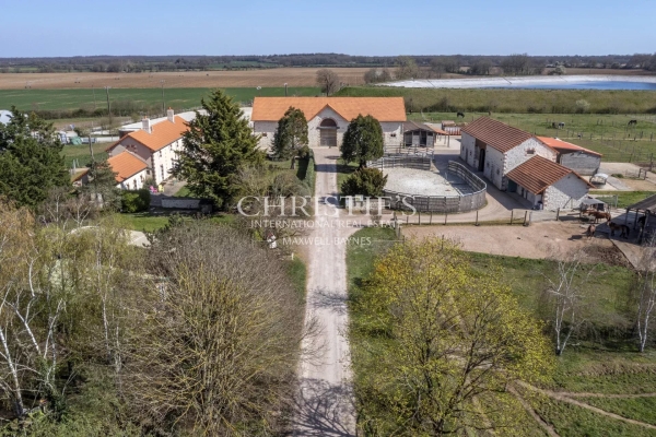 Maison de luxe à vendre à Poitiers, 955 500 €, Photo 2