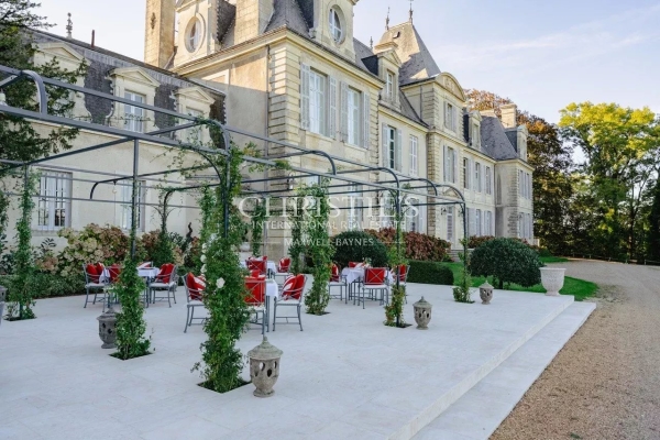 Maison de luxe à vendre à Poitiers, 10 300 000 €, Photo 7