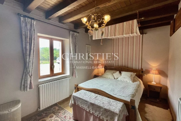 Luxury House for sale in Sainte-Foy-la-Grande, 899 000 €, Photo 7