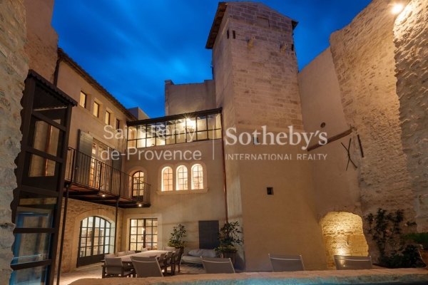 Maison de luxe à vendre à Saint-Rémy-de-Provence, 3 500 000 €, Photo 2