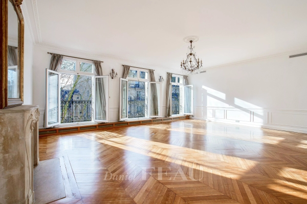 Appartement de luxe à louer à Paris 7Ème, 11 470 €, Photo 1